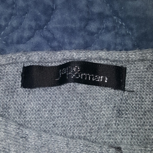 Jane Norman gray top size Small - Picture 5 of 7